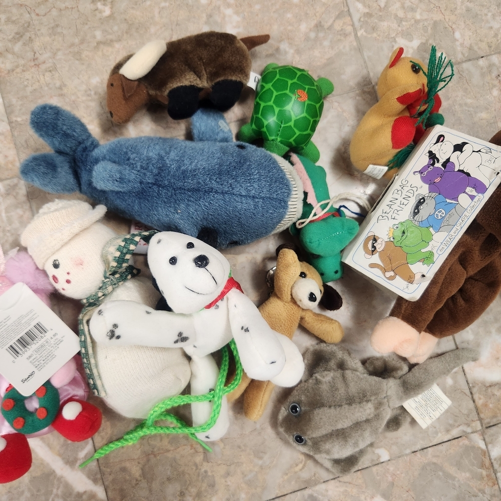 11 small plush toys